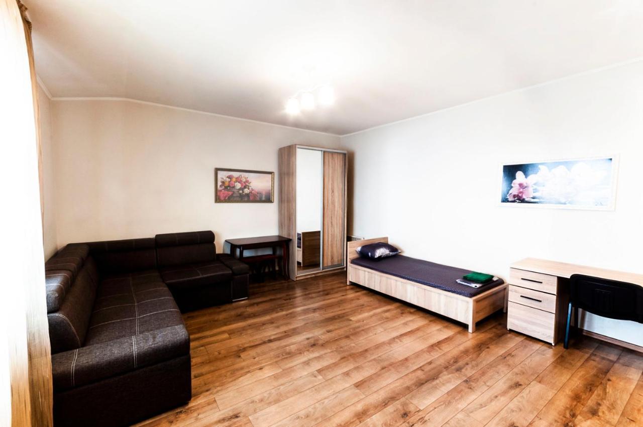 Wonderful Flat On City Center أوزهورود المظهر الخارجي الصورة
